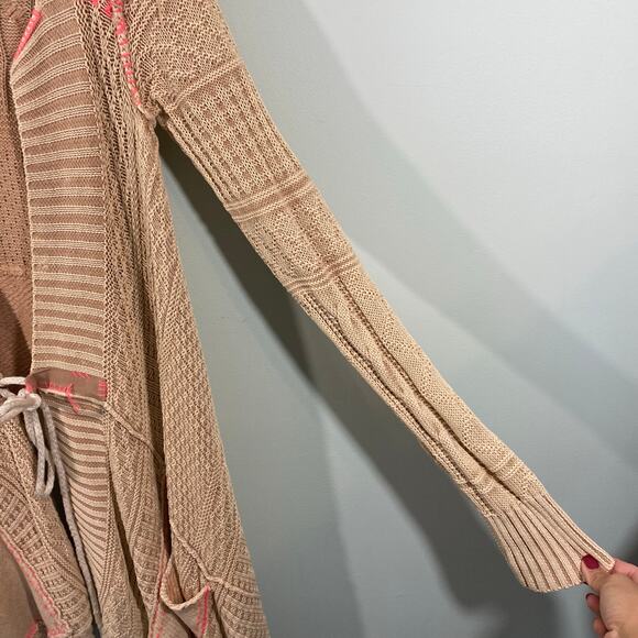 Free People Beige Pink All Washed Out Asymmetrical Chunky Boho Cardigan Size XS - Picture 6 of 11